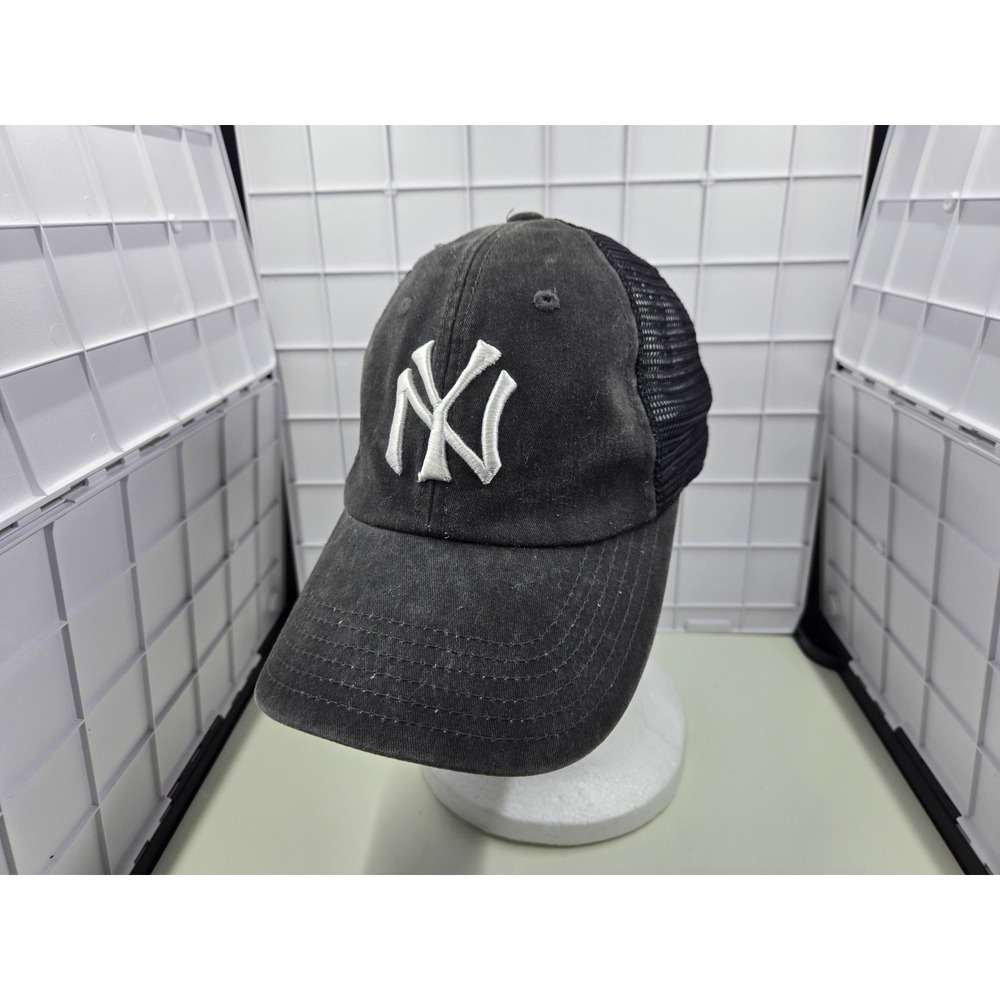 New York Yankees Hat Cap Strap Back Mesh Trucker MLB Baseball Mens Cooperstown